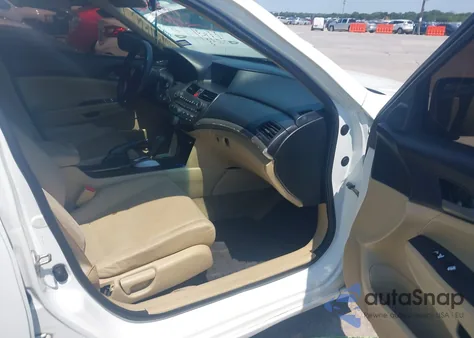 2011 Honda Accord 2.4 Lx из США, поврежденный, VIN 1HGCP2F37BA113139